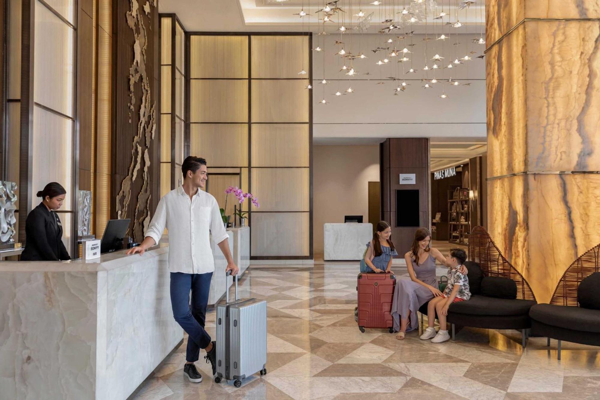 Sheraton Manila Hotel At Newport World Resorts Пасай Экстерьер фото
